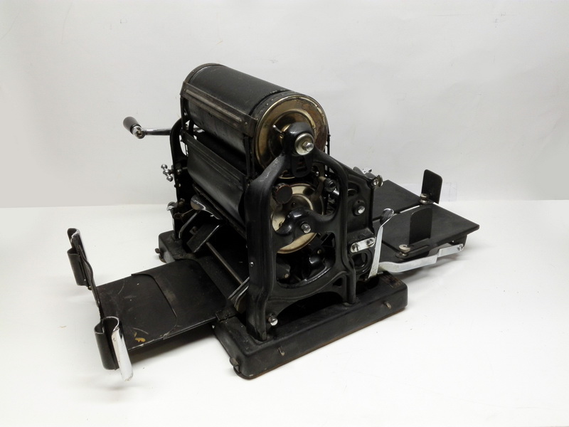 maquina ciclostil multicopista portatil gestetner 40_5x42_5x33-94 1u